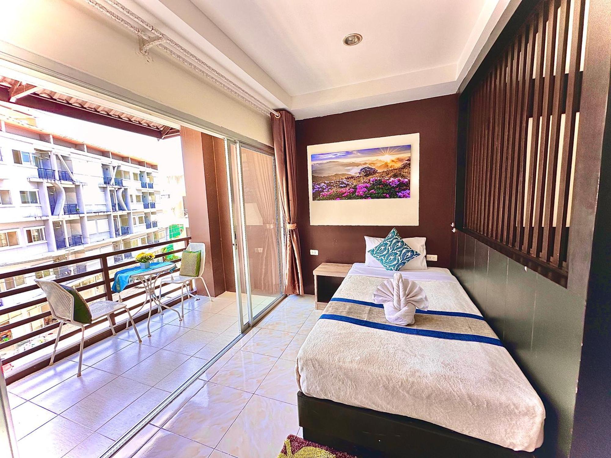Thai Classic House Patong Exteriör bild