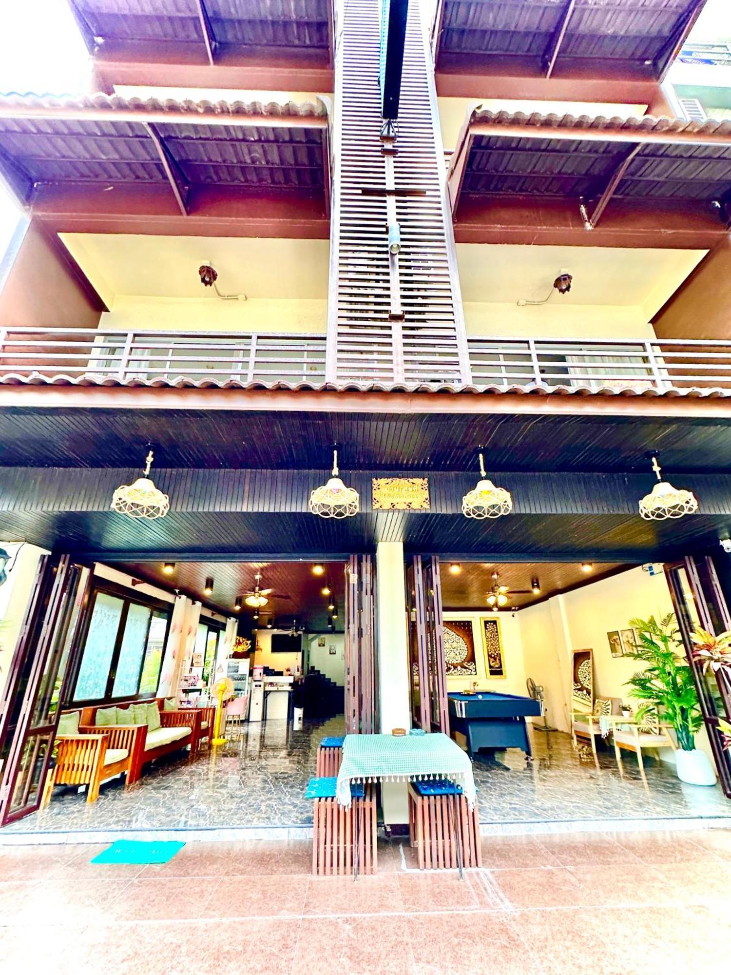 Thai Classic House Patong Exteriör bild